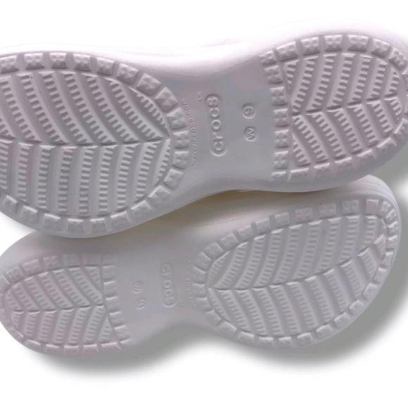 NEW Crocs Women's Classic Bae Clogs Platforms White Size 9W Ionic Comfort - Picture 4 of 10